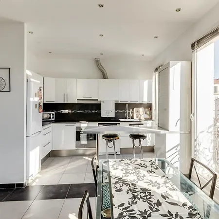 Beau T2 Renovated Coeur De - Cours Juliencastellane - Air Apartment Marseille